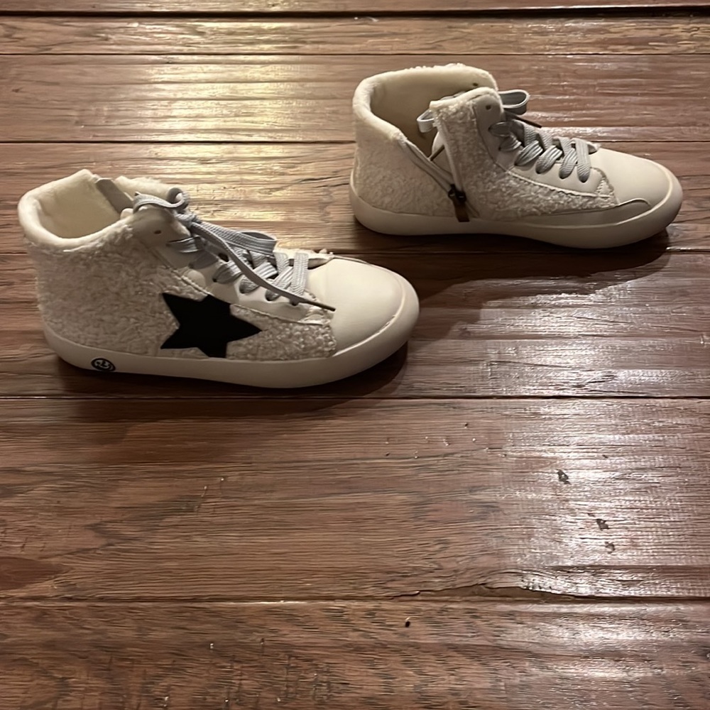 Lola + The Boys Sherpa  Star High Top Sneakers